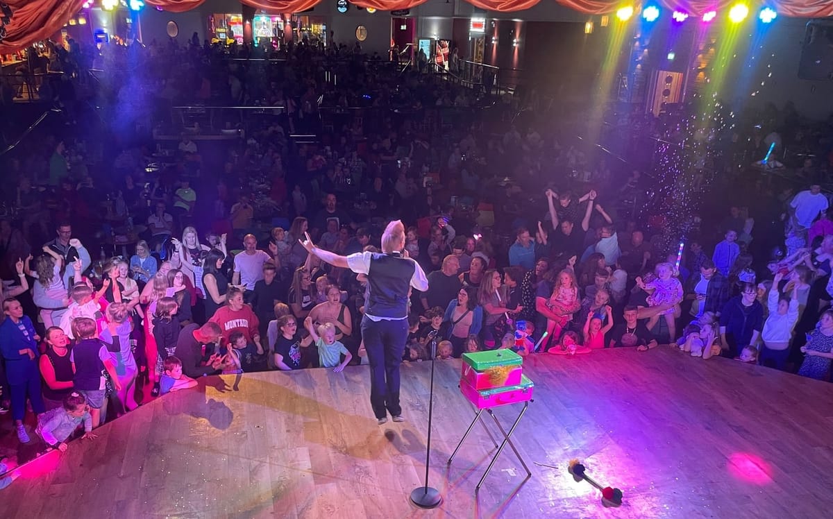 From Balloon Dogs to Cabaret: How to Transition from Children's Entertainer to Family Magician